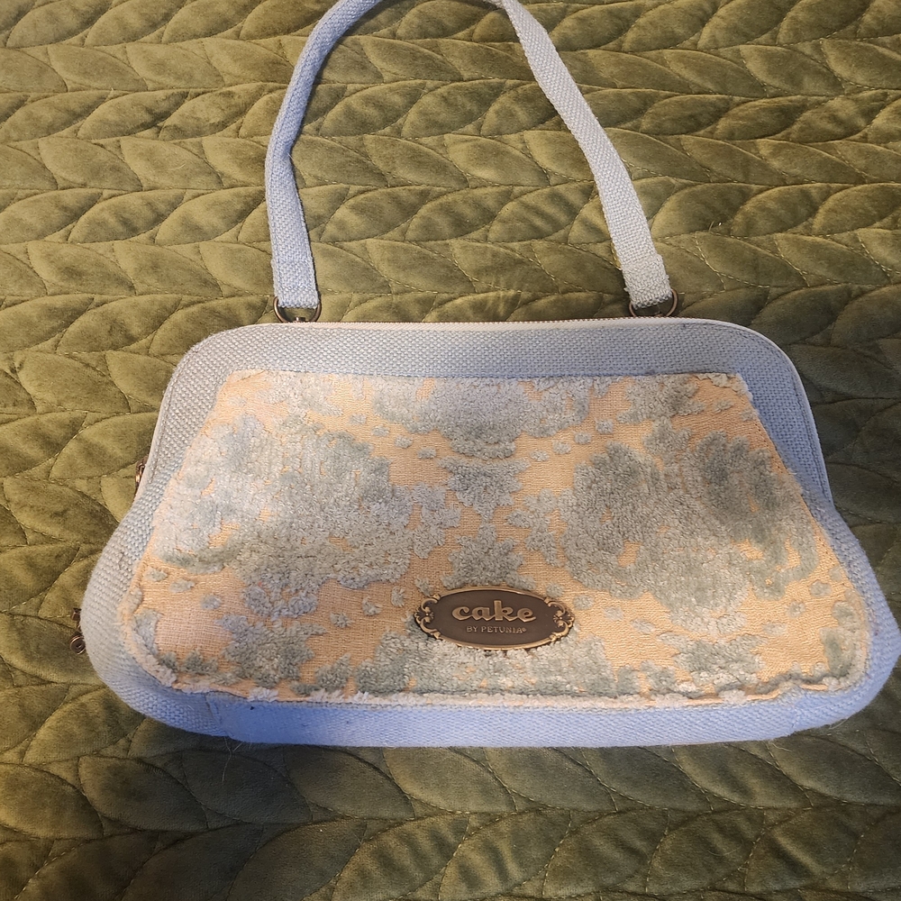 Cake Elegant Blue and Cream Shoulder Bag
